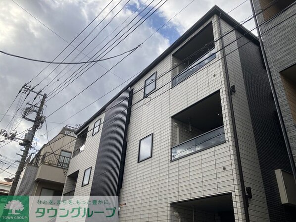 LULU西尾久の物件外観写真